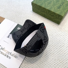 Классическая бейсболка Gucci (Гуччи) —