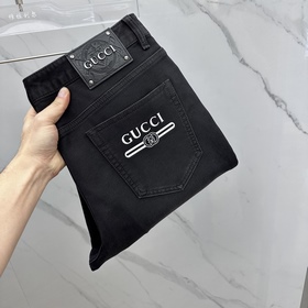 Gucci： элитная индивидуальная пошивка,