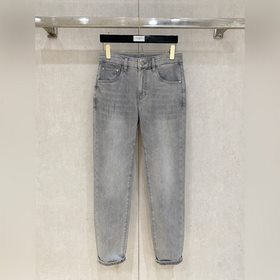 Gucci представляет новую коллекцию лет