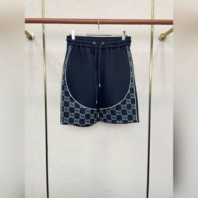 Gucci — новые шорты в стиле кэжуал, на