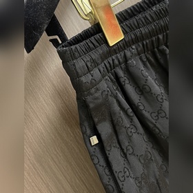 Спортивные шорты Gucci с карманами на 