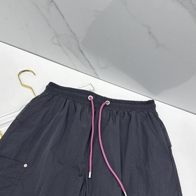 Gucci — новые модели шорт в стиле кэжу