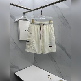 Gucci — новые модели шорт в стиле кэжу