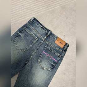 Новые джинсы GU Gucci из коллекции вес