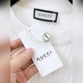 GUCCI — новая модель трикотажной рубаш