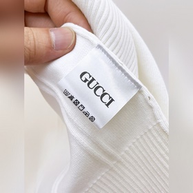 GUCCI — новая модель трикотажной рубаш