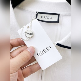 GUCCI — новая модель трикотажной рубаш