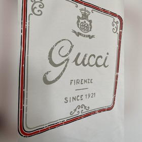 Новейшая коллекция от Gucci： модели дл