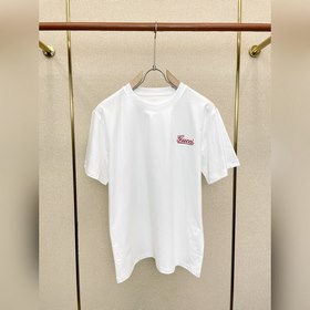 Gucci： новая модель мужской повседневн