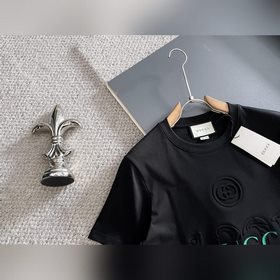 Gucci 26： премьера новой коллекции вес