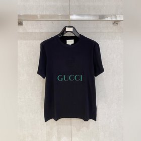 Gucci 26： премьера новой коллекции вес