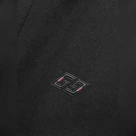 Gucci — новая весенняя коллекция： футб