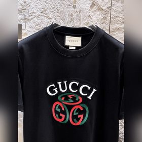 Новинка весна-лето 2026 от Gucci： прем