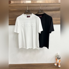 Новинка весенней коллекции Gucci： футб