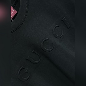 Новинка весенней коллекции Gucci： футб