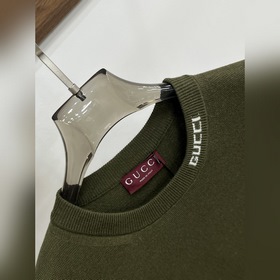 Новая модель бренда Gucci — футболка и