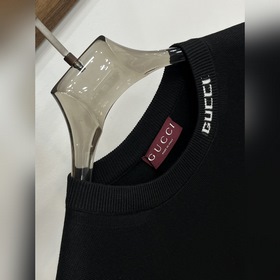 Новая модель бренда Gucci — футболка и