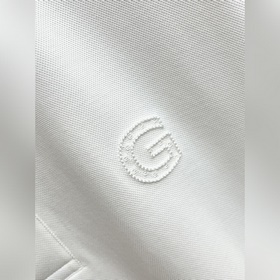 Новинка весенней коллекции Gucci： футб
