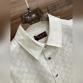 Новая весенняя коллекция Gucci： компле