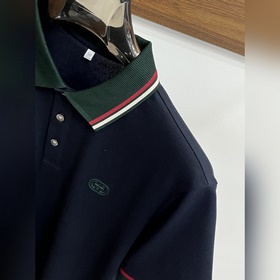 Новинка весенней коллекции Gucci： футб