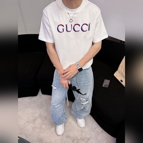 Gucci — эксклюзивная новинка： мужская 