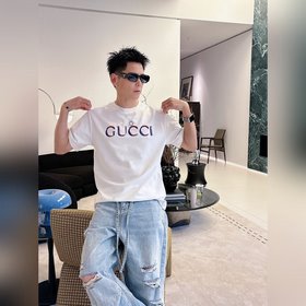 Gucci — эксклюзивная новинка： мужская 