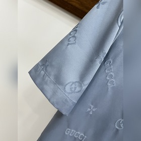 Новая весенняя коллекция Gucci： компле