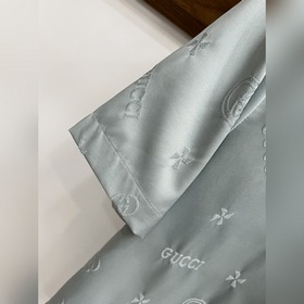Новая весенняя коллекция Gucci： компле