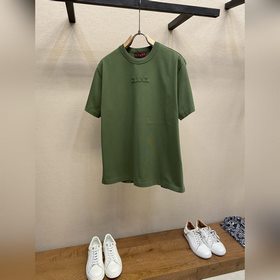 Gucci, «G-Gucci» — бренд Gucci продолж