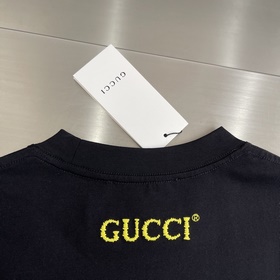 Gucci  Премьера новой коллекции весна