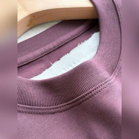 Футболки для пар с вышитым логотипом G