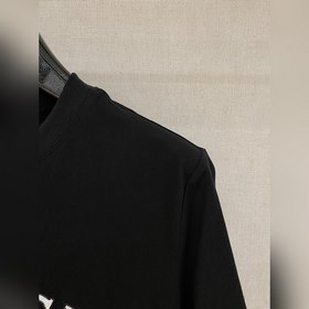 Новинка весна-лето 2026 от Gucci： прем