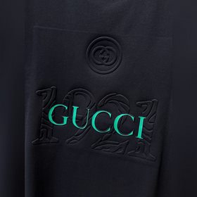 Gucci 26： премьера новой коллекции вес