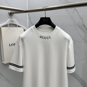Gucci： премьера новой весенне-летней к