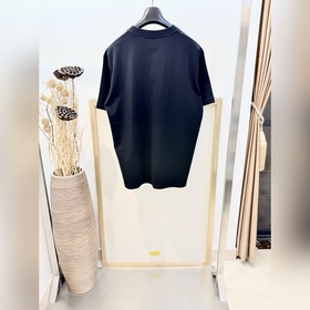 Размеры： S, M, L, XL. Модель унисекс