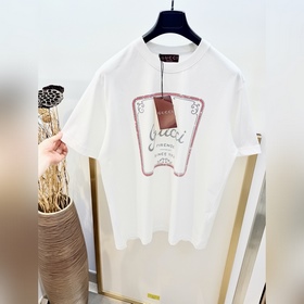 Размеры： S, M, L, XL. Модель унисекс