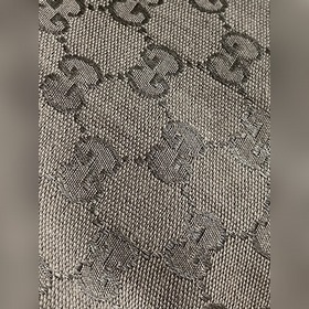 Цена верхней части — 2600, цена шорт —