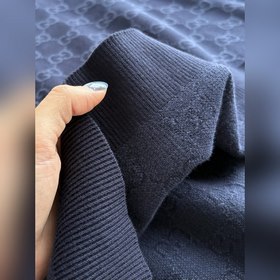 Новая модель GU — поло с коротким рука