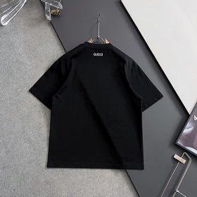 Gucci 2026 SS： новейшая модель с корот