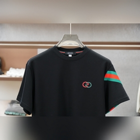 Gucci — модный комплект из тонких шо