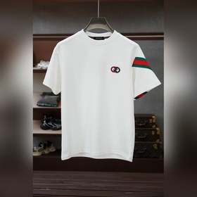 Gucci — модный комплект из тонких по