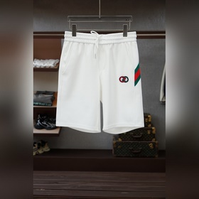 Gucci — модный комплект из тонких по