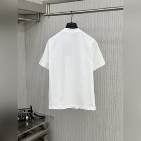 Новая модель хлопковой футболки с коро