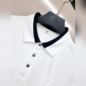 Новинка весенней коллекции Gucci： футб