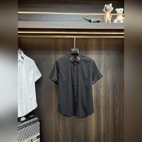 Главная новинка  Новая рубашка Gucci