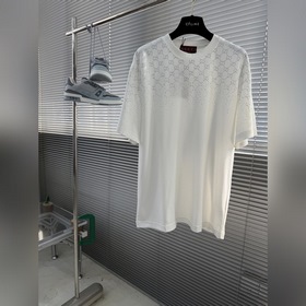 Gucci — новинка весна-лето 2026 года：
