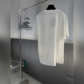 Gucci — новинка весна-лето 2026 года： 