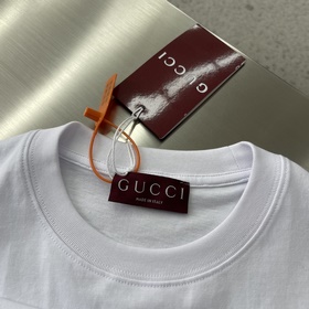Gucci Короткорукавная футболка с заст
