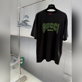 Новая коллекция Gucci весна-лето 2026：