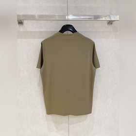 Новая модель мужской футболки с круглы